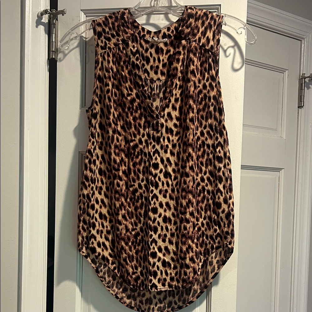 41 Hawthorn- Sleeveless Leopard Print V-Neck Shell Top - Brown